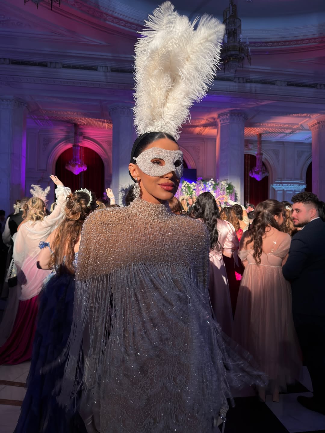 Imagini cu vedetele la Balul Mascat Bridgerton. Adelina Pestrițu și Nicole Cherry au atras atenția cu ținutele spectaculoase