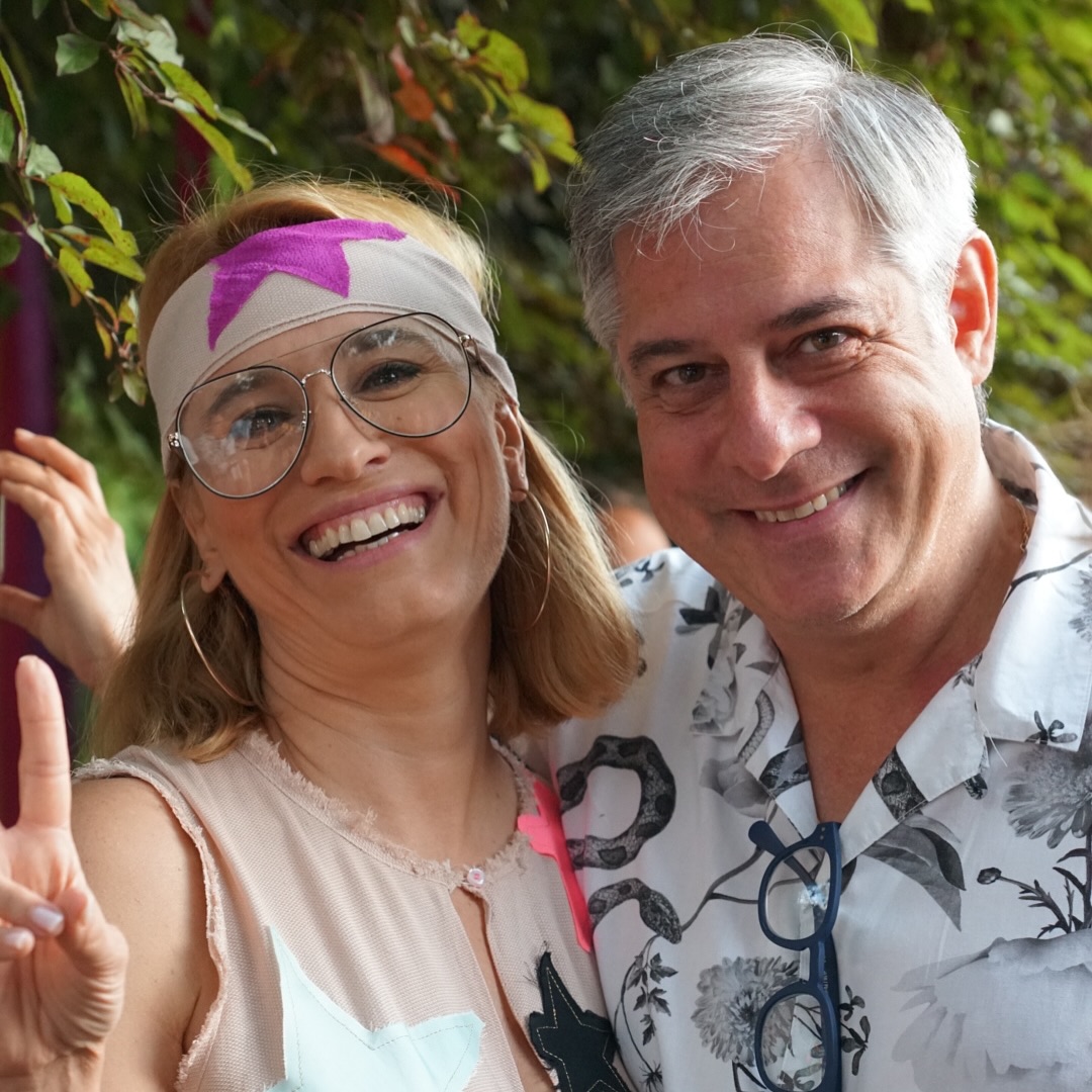 Mesajul Andreei Esca pentru soțul ei, care a împlinit 55 de ani: „Tu ții direcția”. Cu ce se ocupă Alexandre Eram, care s-a născut în Michigan, Detroit