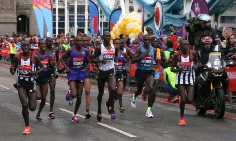 Etiopiencele și kenyenii, cei mai tari la Maratonul Londrei. Paula Radcliffe, în lacrimi / FOTO