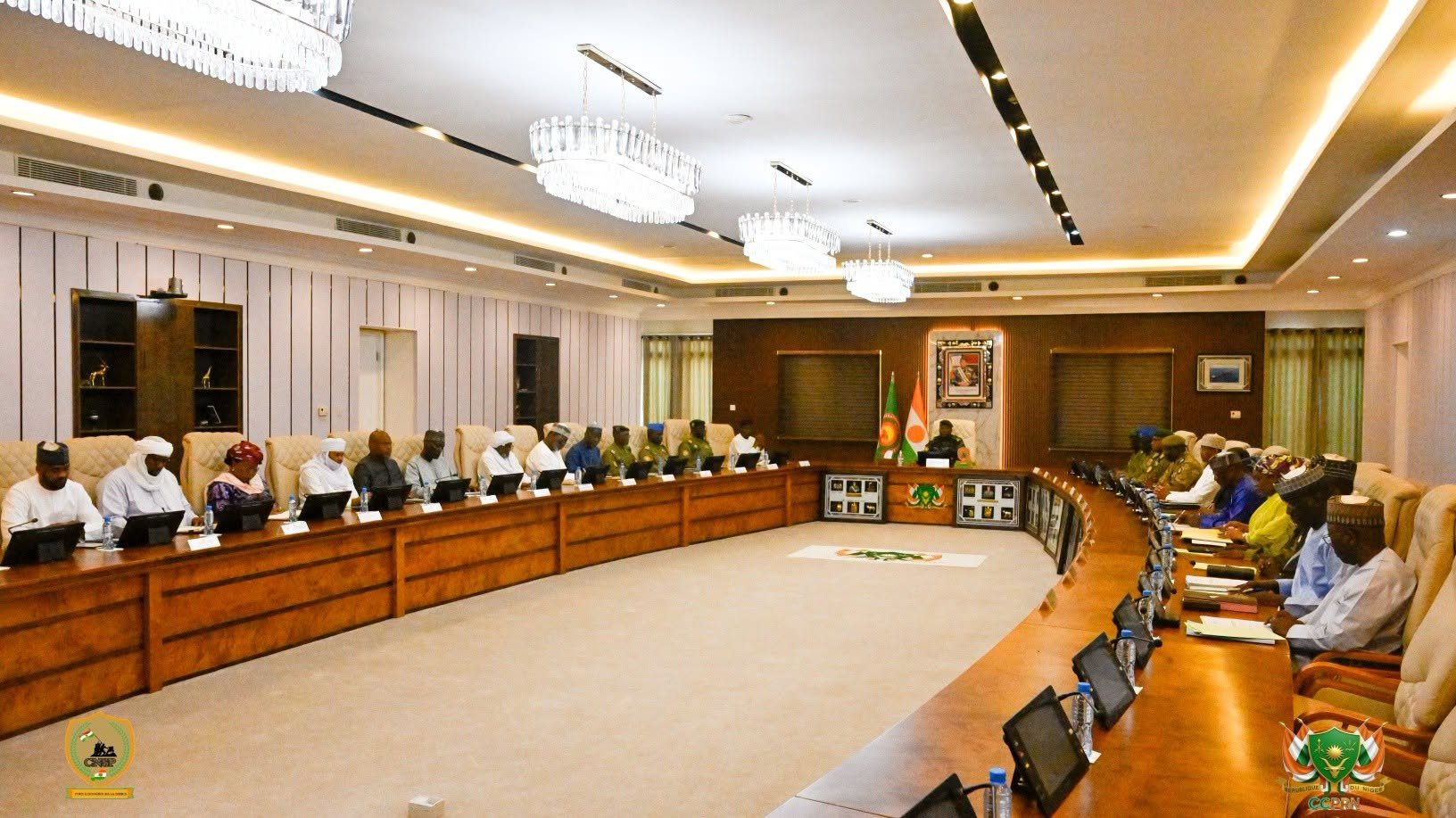 At a Council of Ministers meeting chaired by General Abdourahamane Tiani, Niger’s military government accused France of orchestrating the mutiny and backing “traitorous” elements. (Image: x.com/NigerAr)