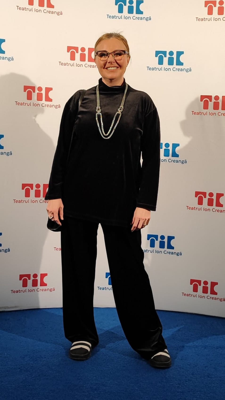 Tania Popa produce un film alături de soțul ei: „Îmi doresc mult de tot să îmi iasă”. Actrița joacă și în „Atletico Textila” - INTERVIU