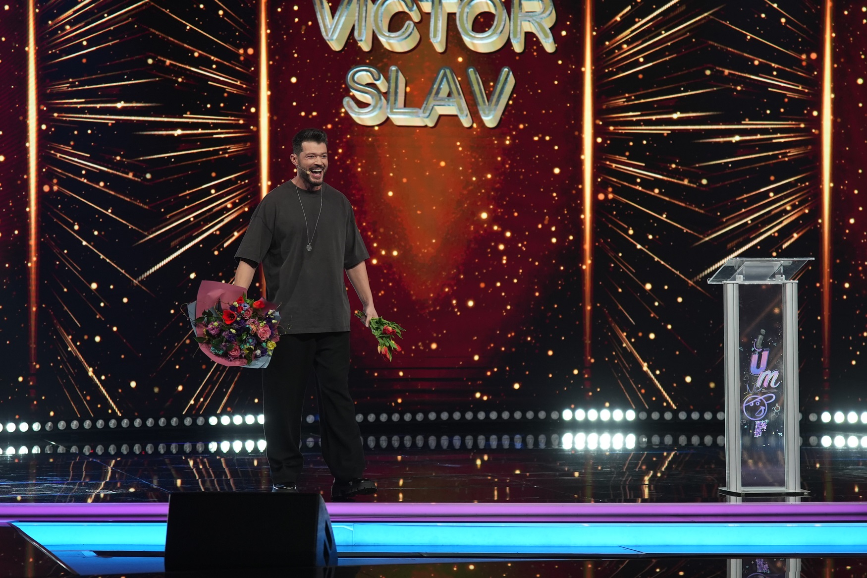 Victor Slav, moment savuros pe scena de la „iUmor”. Cum a reacționat Delia când l-a văzut: „E atât de mișto, încât nu trebuie să facă și să spună nimic!”