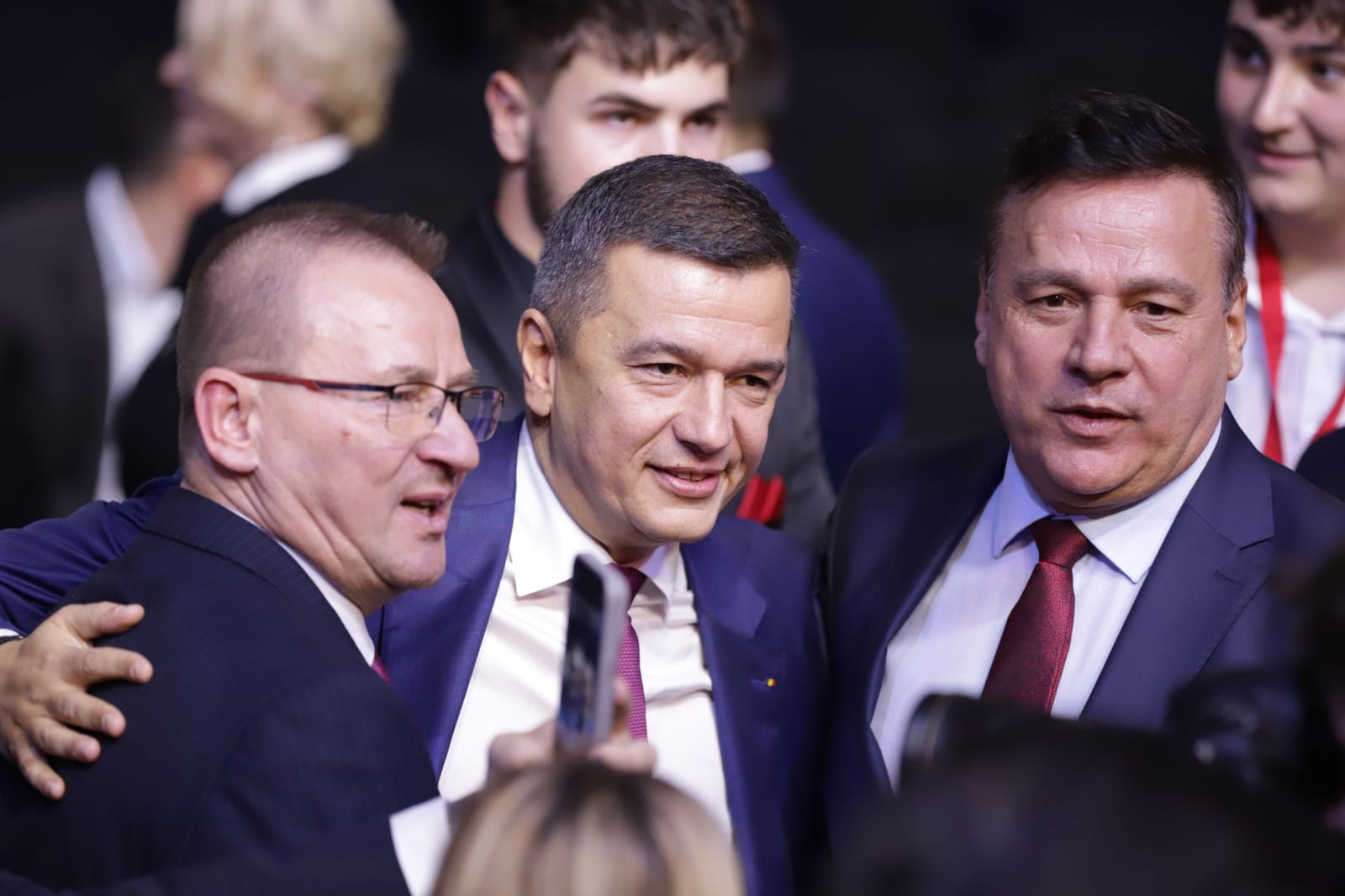 Sorin Grindeanu a fost ales președintele PSD la Congres, fără contracandidat. Cum arată noua conducere a PSD care a lansat critici în rafală la Ilie Bolojan