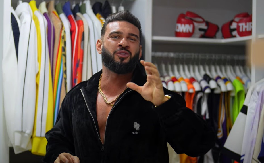 Imagini cu dressingul lui Dorian Popa. „Poate fi asemănat cu un spital. Sunt nebun după ordine”. Are o colecție de adidași de 40.000 de euro