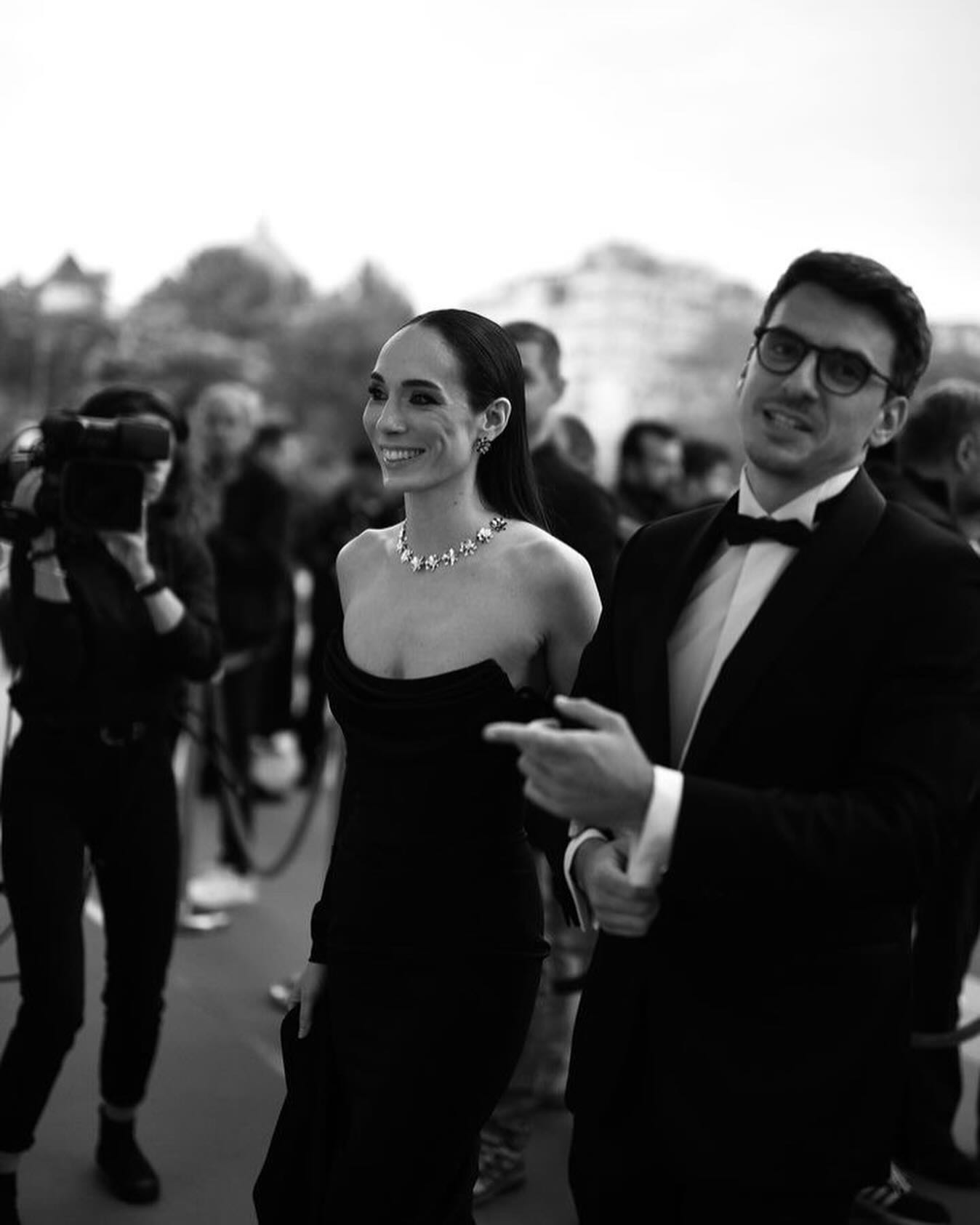 Alexandru Ion s-a căsătorit civil. Cine e Evelyne Vîlcu, tânăra pe care actorul din „Lia - Soția soțului meu” a cunoscut-o pe Tinder