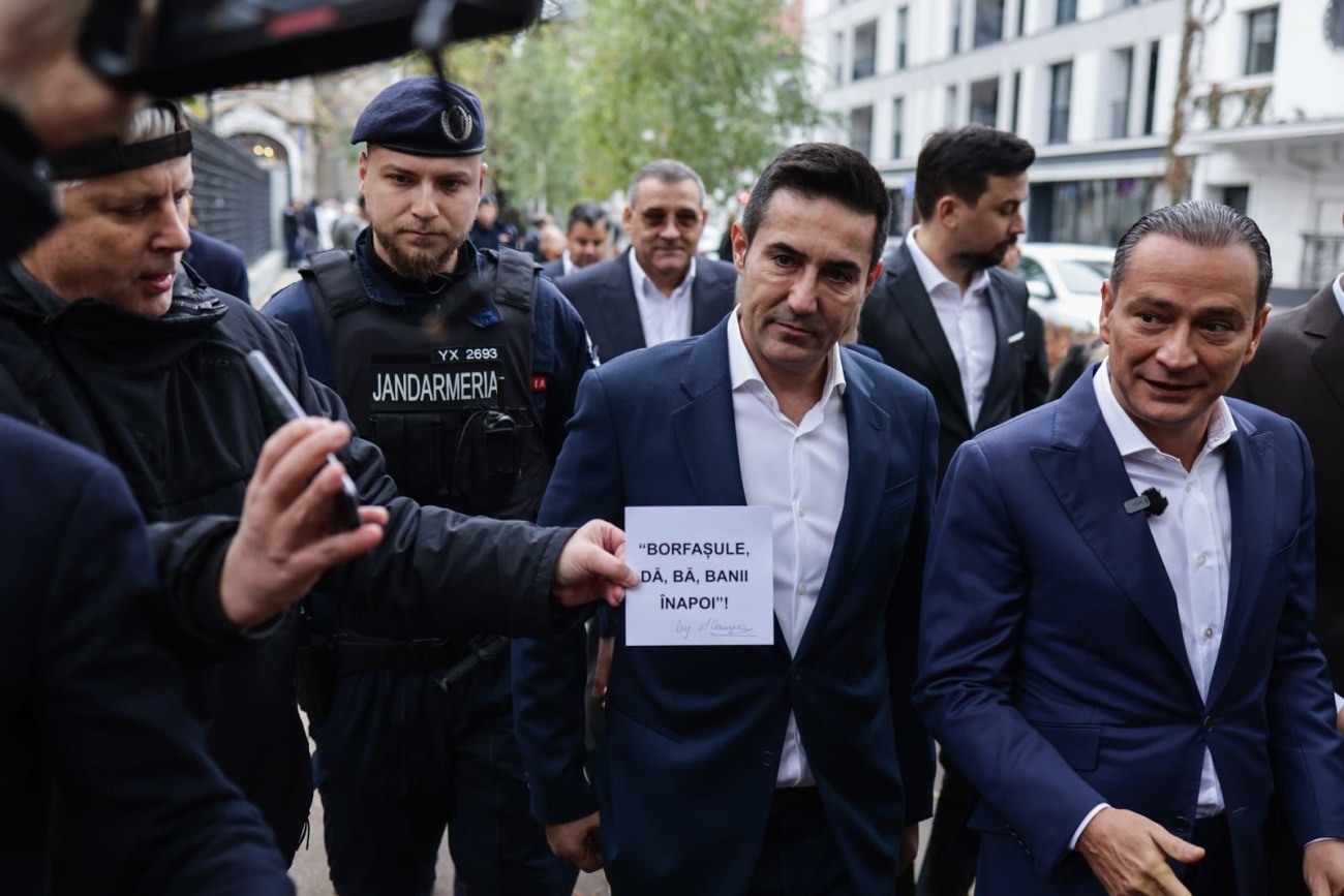 Daniel Băluţă şi-a depus candidatura la Primăria București fără Grindeanu. A venit cu Manda, Firea, Manole și Costoiu. De ce a lipsit șeful PSD