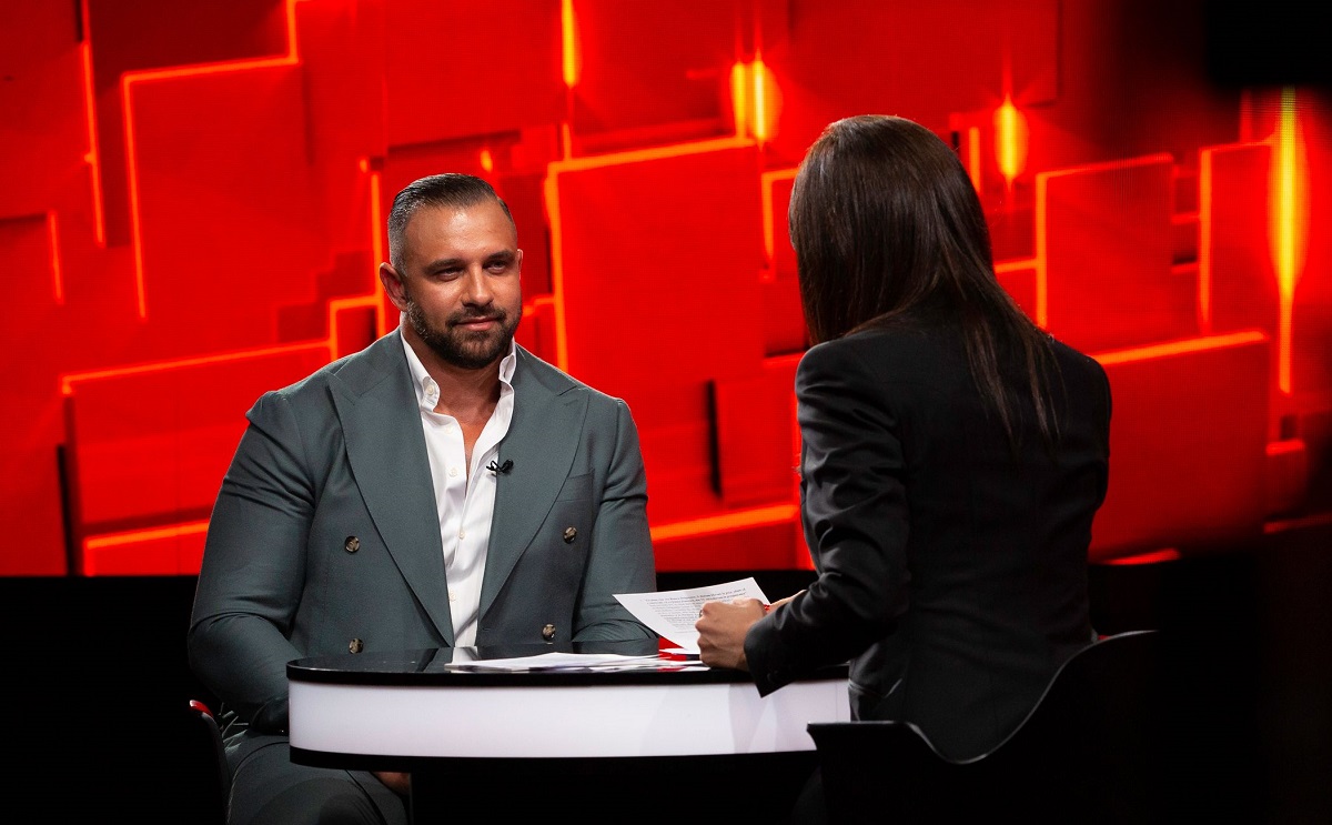 Alex Bodi a spus ce-și dorește de la femeia de lângă el, în plin scandal legat de divorțul lui Dan Alexa: „M-am liniștit, gândesc altfel”