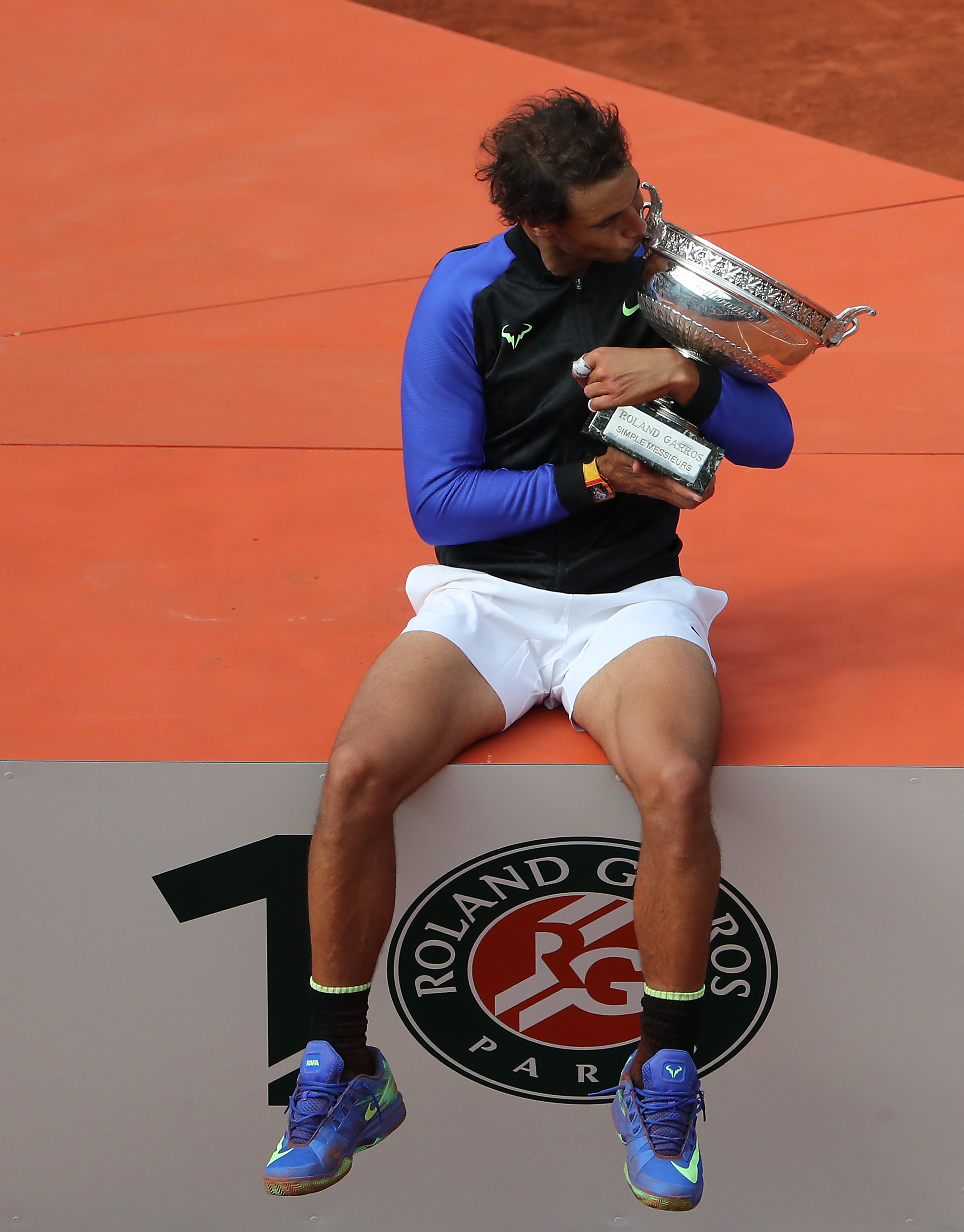 Finala masculină de la Roland Garros: Nadal - Wawrinka 6-2, 6-3, 6-1. Rafa n-a pierdut niciun set tot turneul! NaXal! Spaniolul, al 10-lea titlu la Paris! GALERIE FOTO