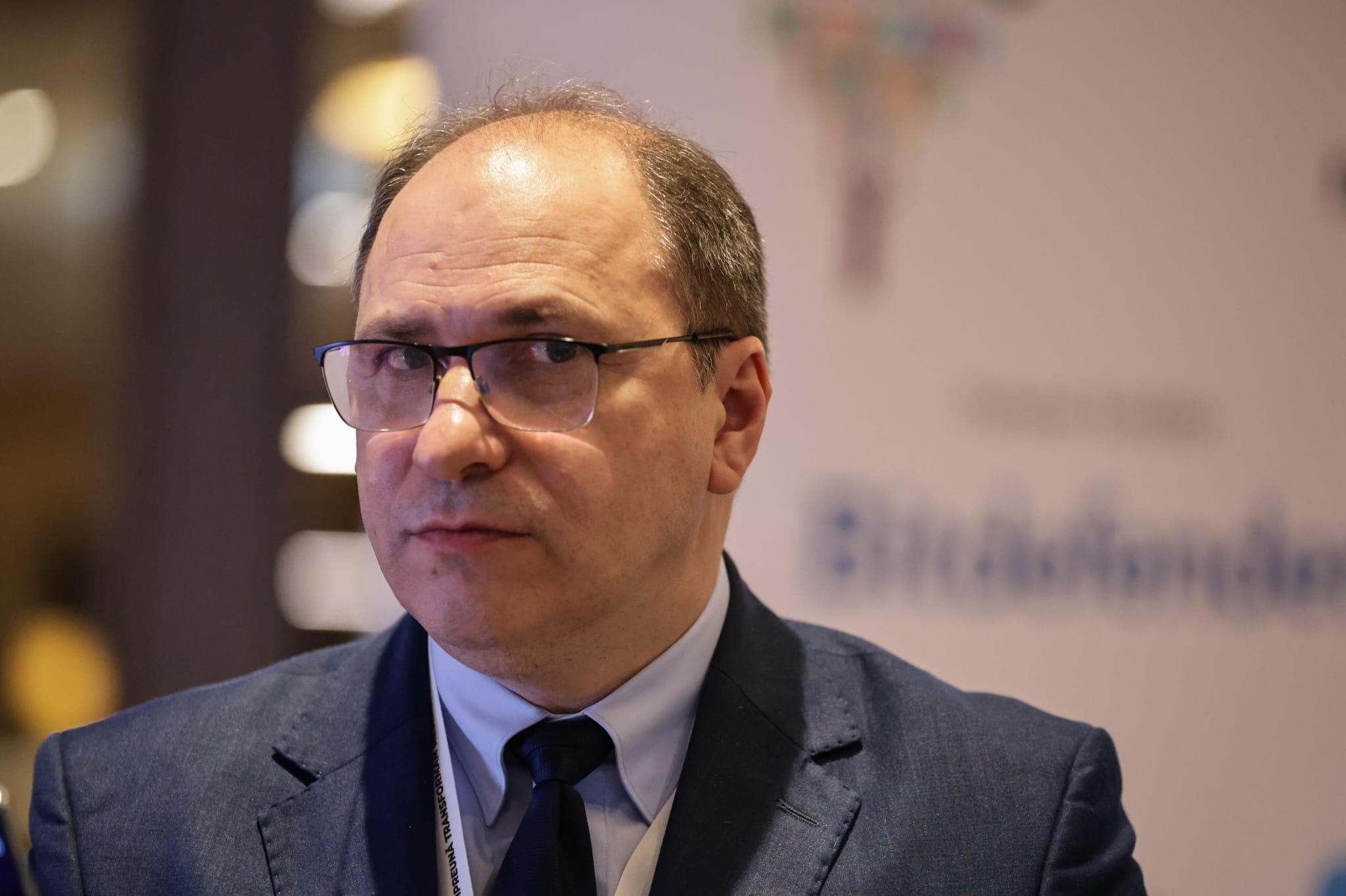 Gala MERITO 2026. Ce a spus ministrul Mihai Dimian despre secretarul de stat Sorin Ion, de toată sala a izbucnit în hohote de râs