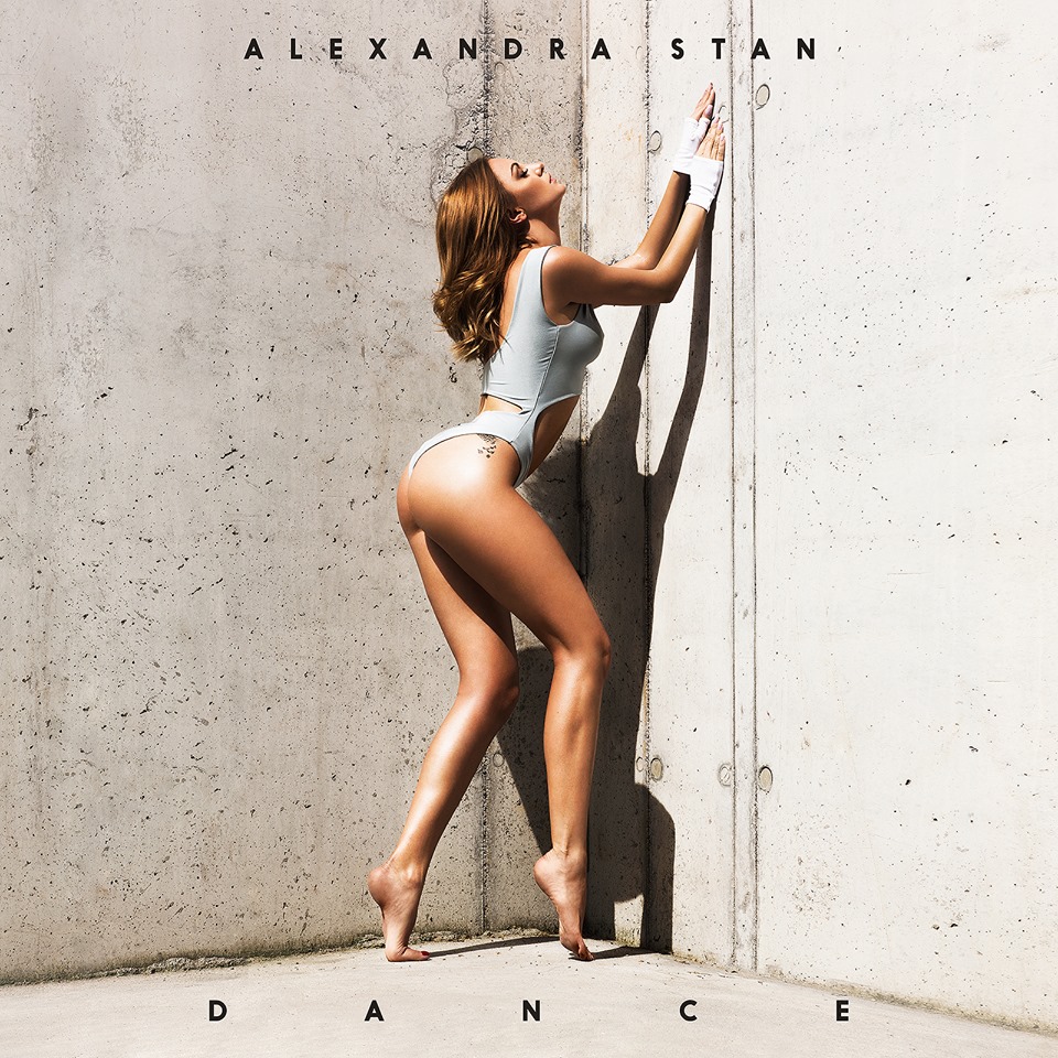 Alexandra Stan șochează: ”Prefer fotbaliștii!” / GALERIE FOTO HOT