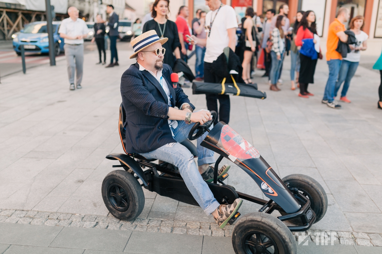 Peste 3.000 de oameni, la deschiderea TIFF 2017. Cinefilii au umplut Piața Unirii din Cluj