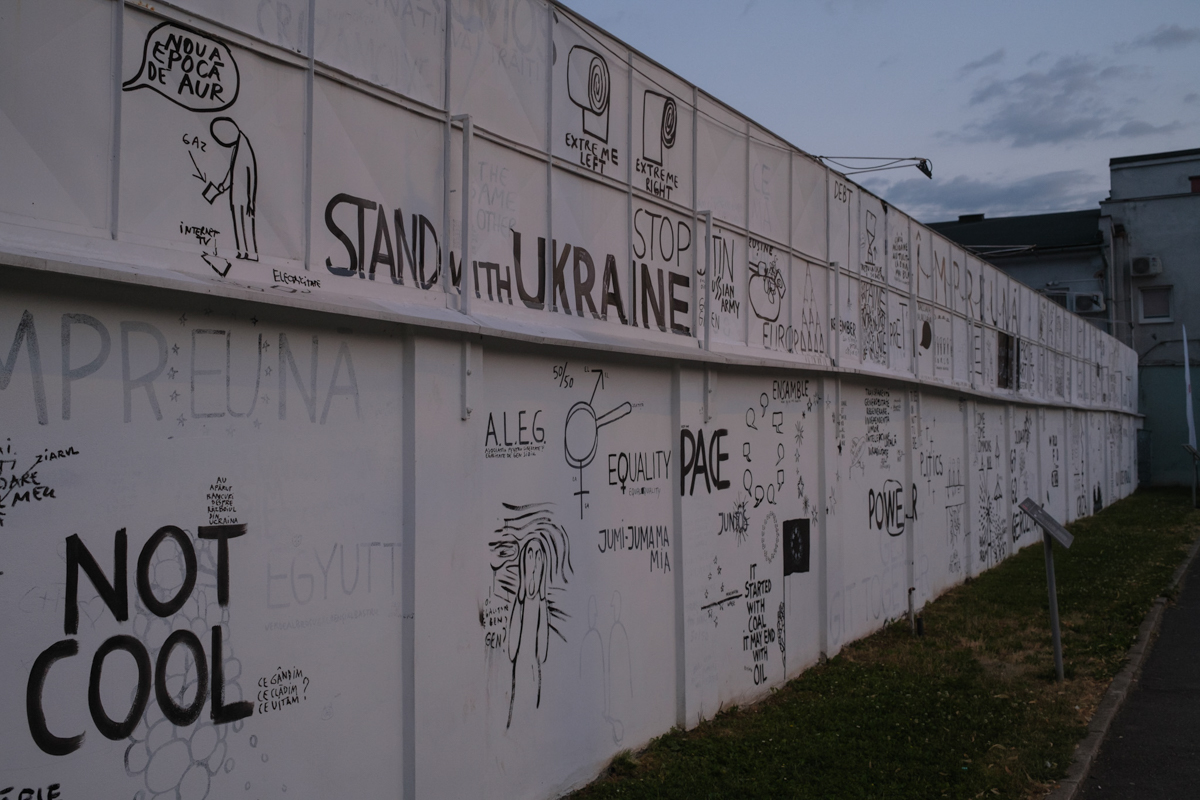FOTOREPORTAJ de la Festivalul de Teatru de la Sibiu. Cum se transformă străzile unui oraș în scenă