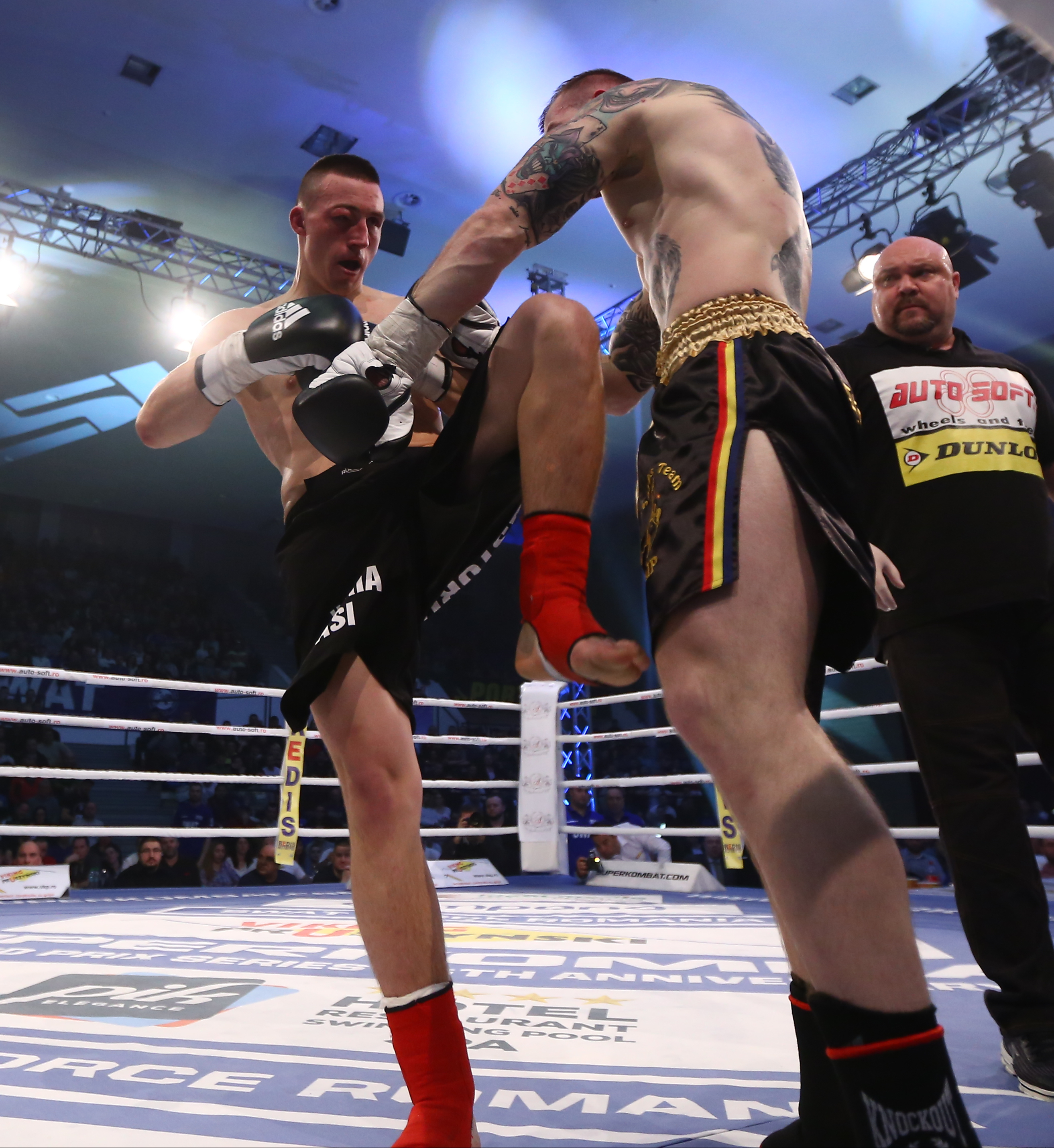 Meciul în urma căruia Amansio Paraschiv a devenit campion mondial Superkombat New Heroes! VIDEO& FOTO