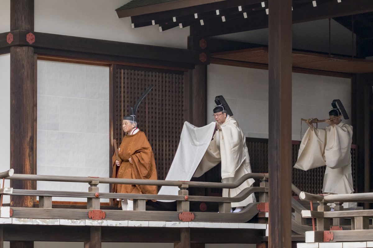 VIDEO | Moment istoric în Japonia. Împăratul Akihito a abdicat după 30 de ani de domnie. Fiul său, Naruhito, va urca pe Tronul Crizantemei