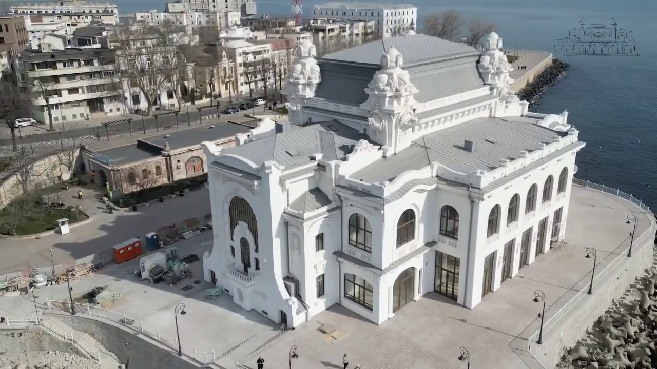 Înainte și după. S-au terminat lucrările la Cazinoul din Constanța. Povestea clădirii emblematice de pe Litoral