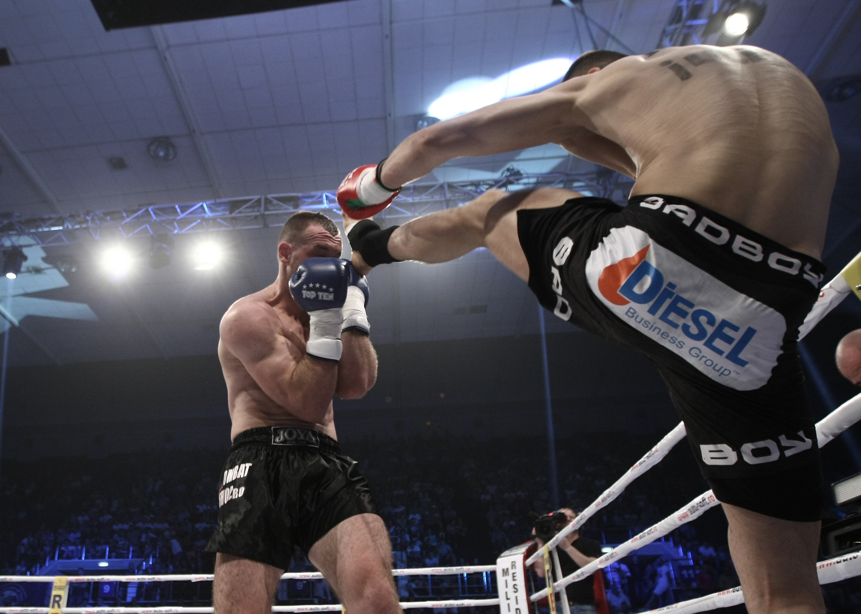 SUPERKOMBAT BUCUREȘTI: REZULTATE, GALERIE FOTO și VIDEO