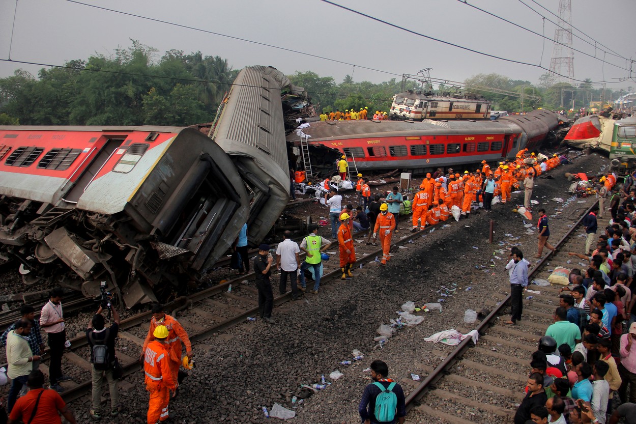 Bilanțul victimelor după catastrofa feroviară din India: 288 de morți și peste 1.000 de răniți. Operațiunile de salvare s-au încheiat