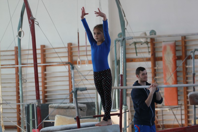 O zi din viața unor gimnaste: cu cântec spre sală, înainte! (EPISODUL 2) / FOTO&VIDEO