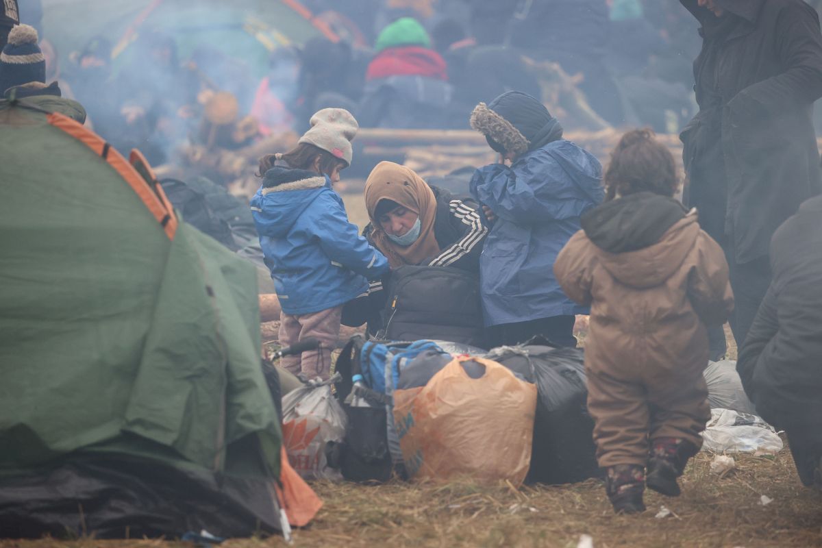 „O urgență fabricată”. De ce situația de la granița Belarus-Polonia e diferită de alte crize recente ale migrației