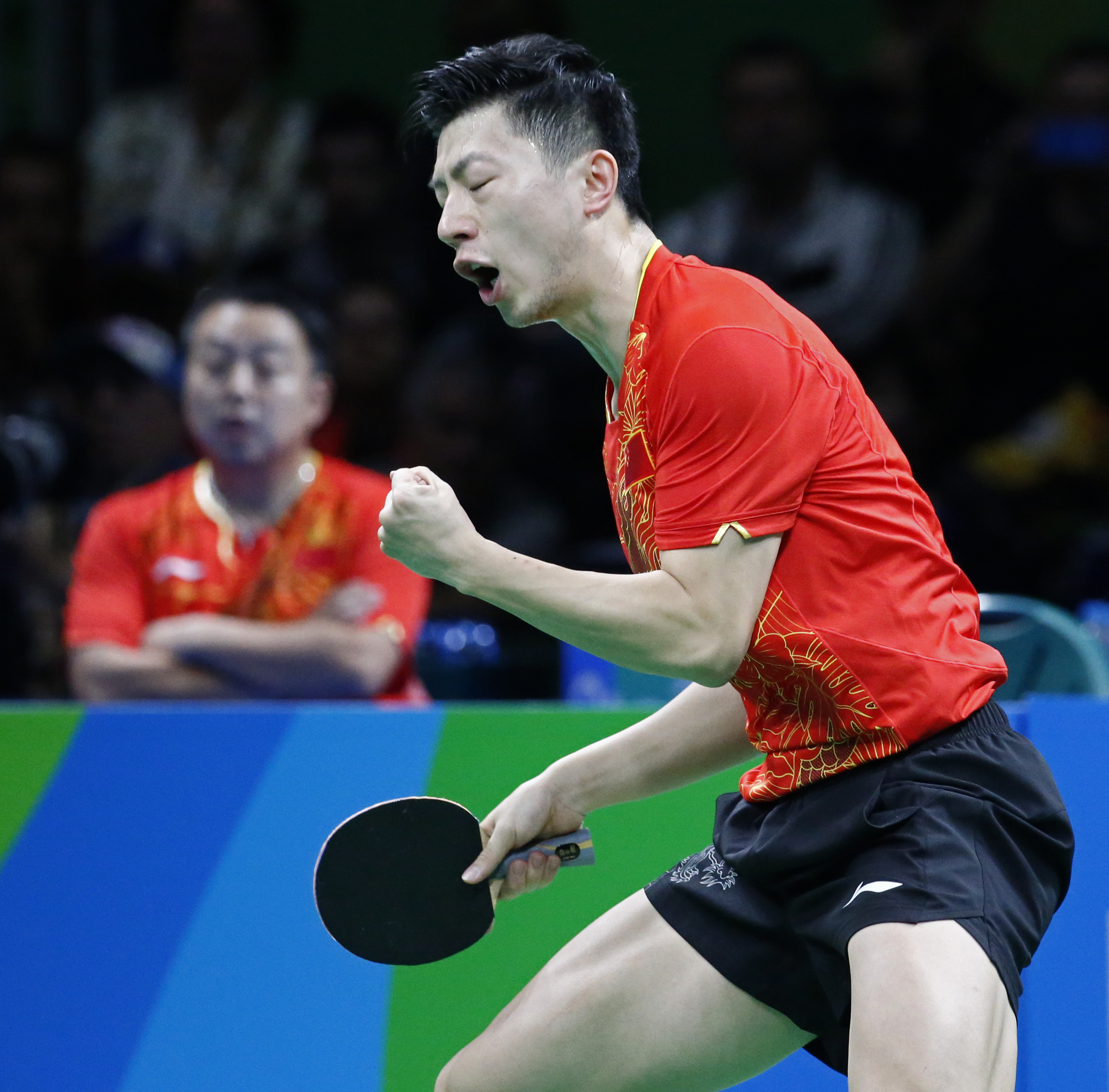 Jocurile Olimpice. Ma Long, campion olimpic la tenis de masă. L-a pulverizat pe Zhang Jike în finala ”made in China” / GALERIE FOTO și VIDEO