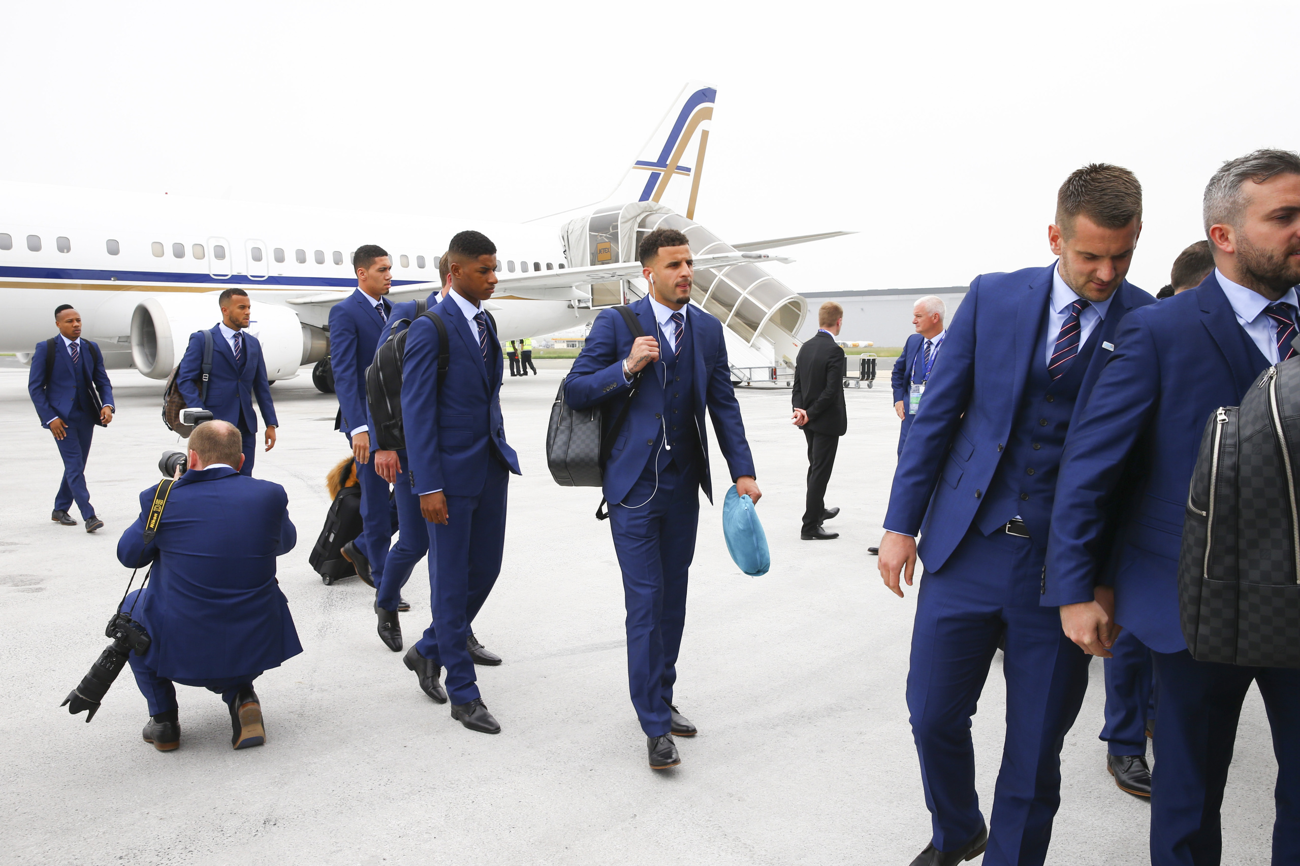 Euro 2016. Englezii au ajuns în Franța și sunt vecini cu tricolorii GALERIE FOTO&VIDEO