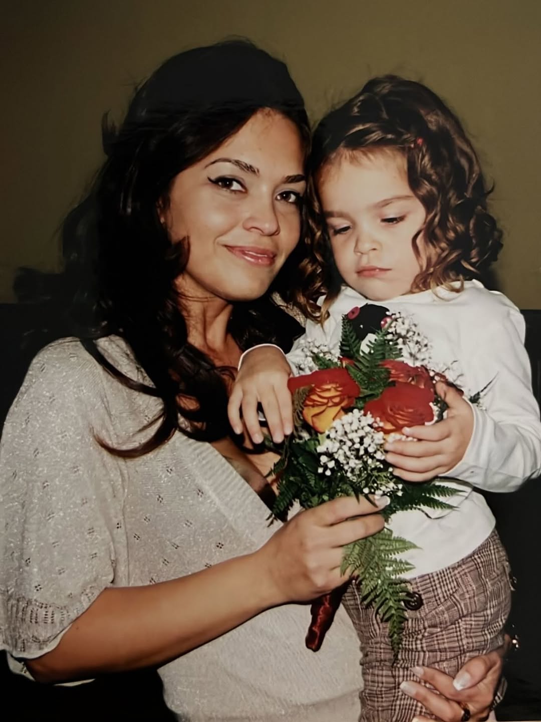 Imagini inedite cu fiica lui Leonard Doroftei. Vanessa seamănă perfect cu mama ei