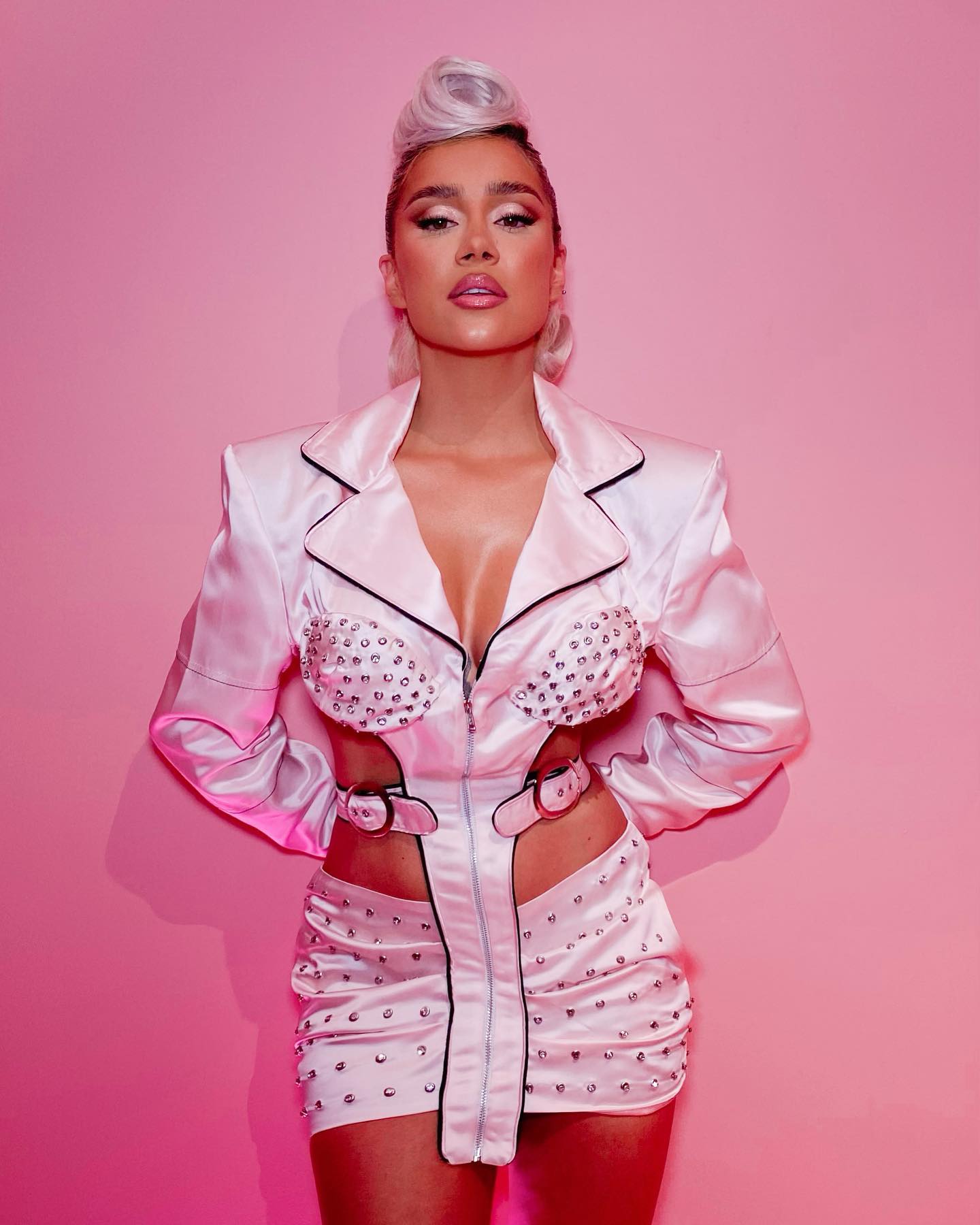 Câți bani câștigă Alina Ceușan lunar din online. Ce a spus prezentatoarea de la „Love Island” despre Ioana Grama