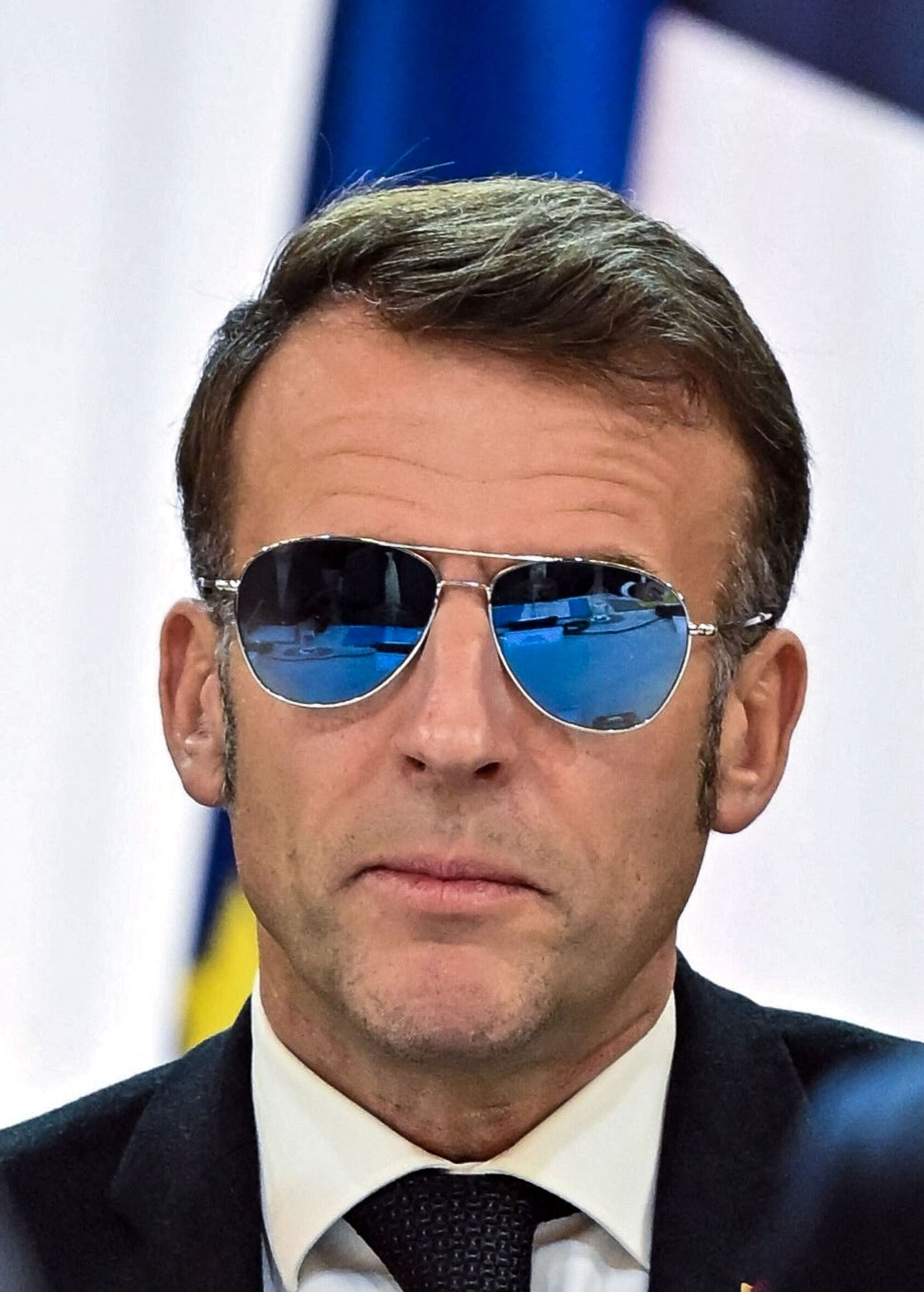 Cătălin Botezatu, despre ochelarii de soare purtați de Emmanuel Macron. Cât costă un astfel de model: „Un brand de lux cu istorie de peste un secol”