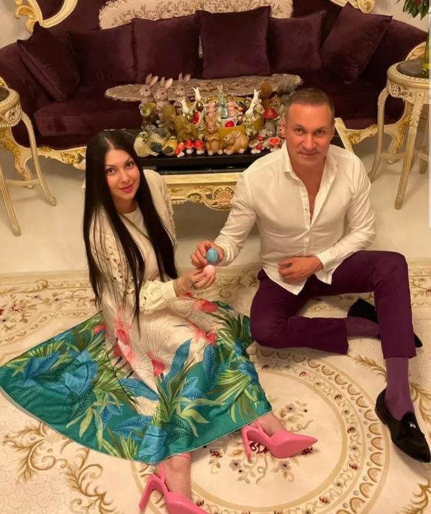 Imagini din vila în care Alin Oprea locuiește cu Medana. Doar livingul are 100 de metri pătrați: „Am reușit să îmi creez propriul Paradis”