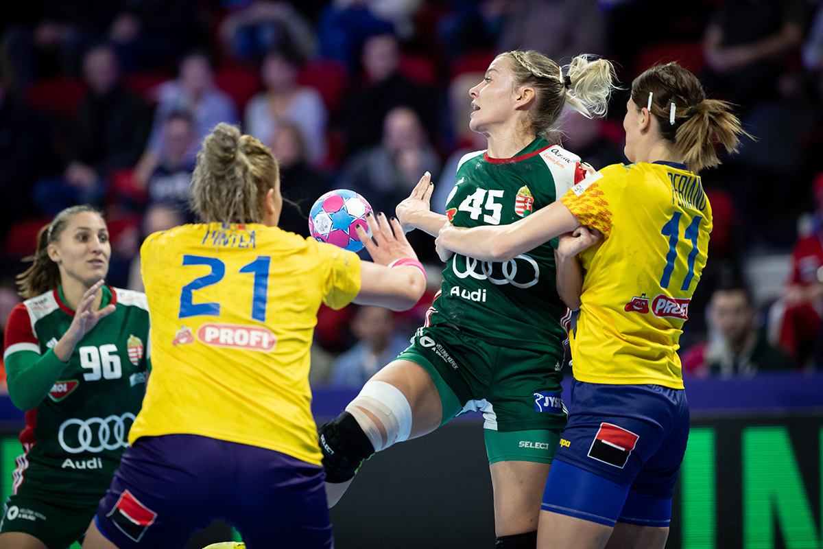 UPDATE | România a pierdut cu Ungaria, dar s-a calificat în semifinalele Euro 2018 de handbal feminin. Ambros a luat foc