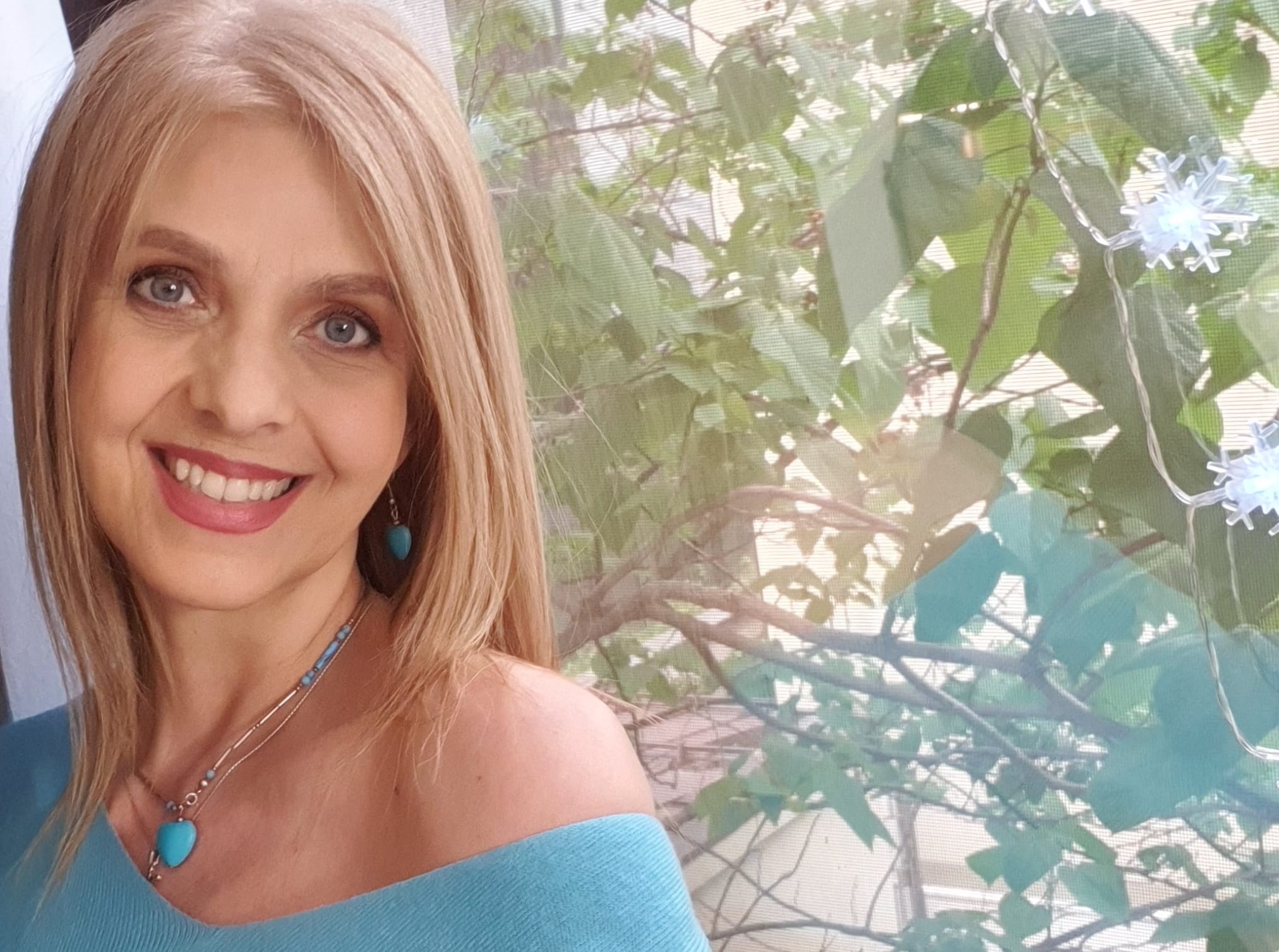 Obiceiul Biancăi Brad. Ce face artista de fiecare dată când intră într-un magazin de cosmetice. „Aș minți să spun că știu asta”