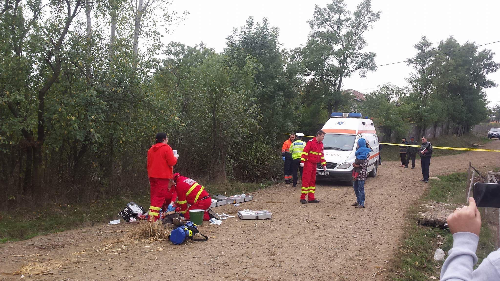 Accident tragic! Căruța în care se aflau doi copii s-a răsturnat GALERIE FOTO