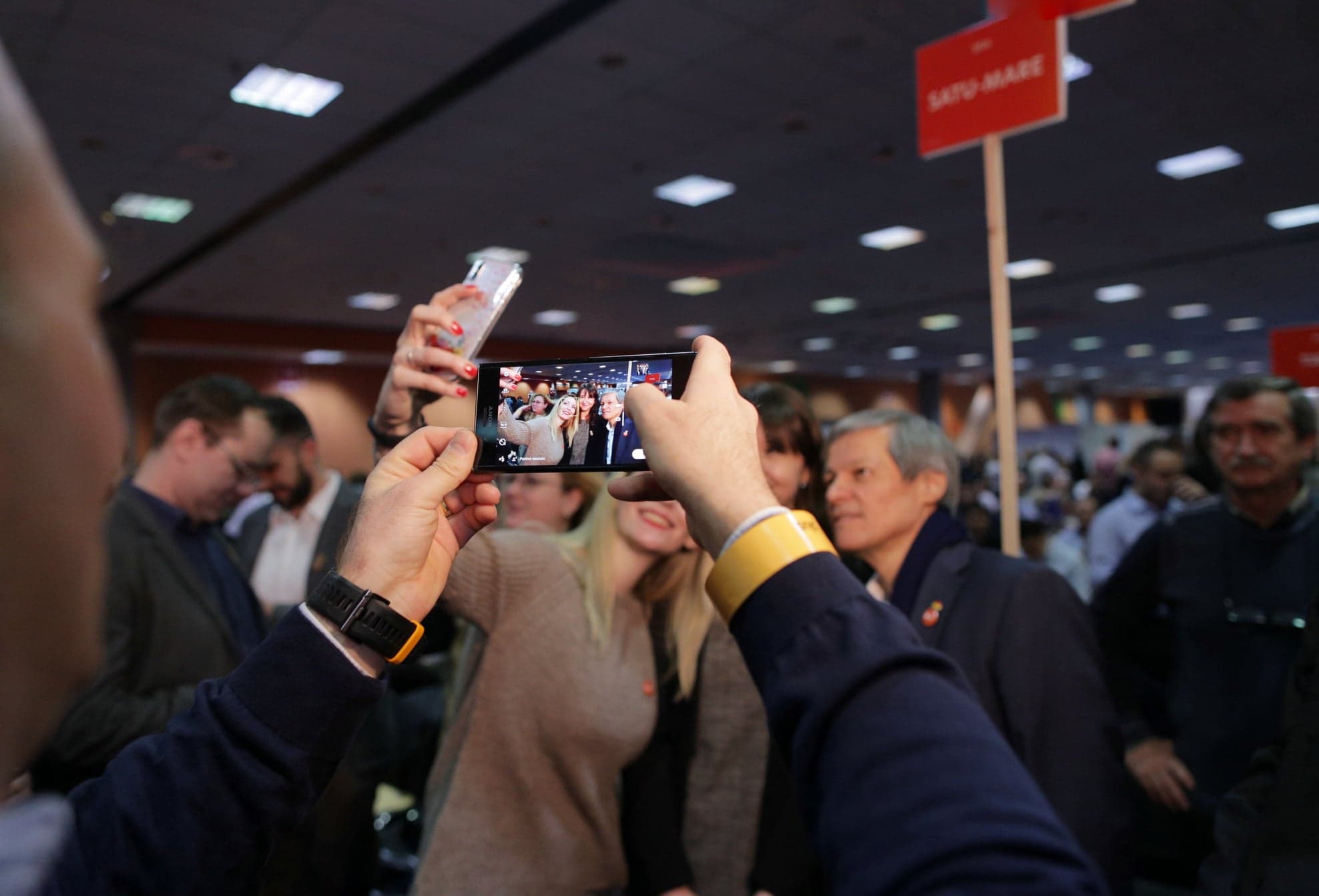 UPDATE. Dacian Cioloş a fost ales preşedintele Partidului Libertăţii, Unităţii şi Solidarităţii
