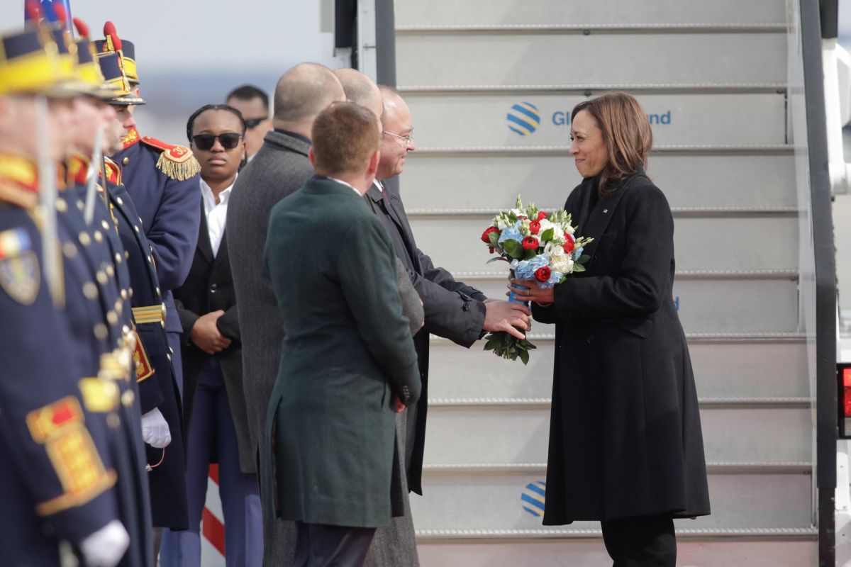 Kamala Harris, vicepreședinta SUA, mesaj pentru români: „Am văzut cum ați primit refugiați și știm greutățile pe care le întâmpinați. Ați arătat așa mult curaj”