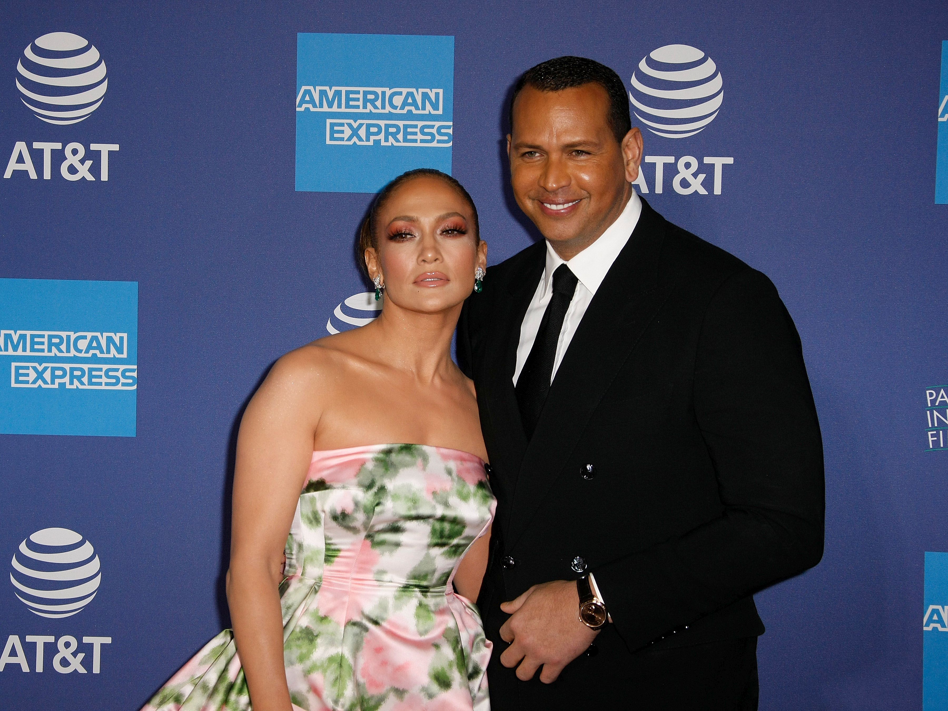 E oficial! Jennifer Lopez și Alex Rodriguez s-au despărțit: „Ne e mai bine să fim prieteni”