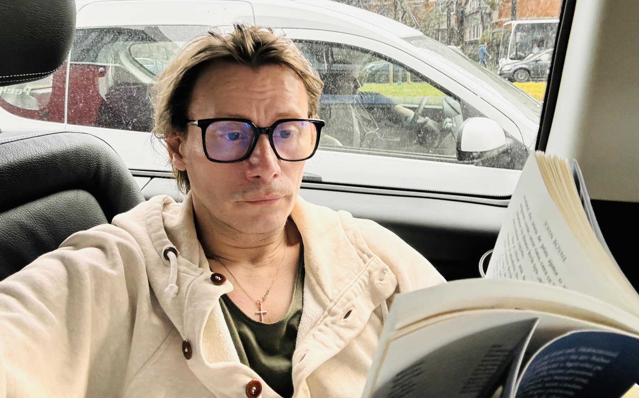 Marius Manole, pentru prima oară în postura de prezentator. „Nu mă vedeam realizând un show la televiziune. Este o provocare”
