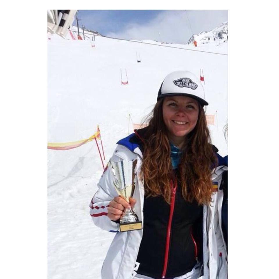 Lăsată de francezi să reprezinte România la JO 2014, schioarea Ania Caill se pregătește de Mondiale. Fascinată de viteză!