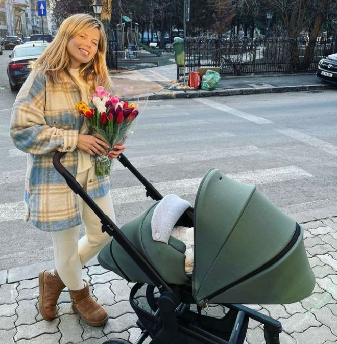 Cum se descurcă Roxana Hulpe în rolul de mamă: „Încă nu știu dacă sunt în stare să o îngrijesc așa cum are ea nevoie”