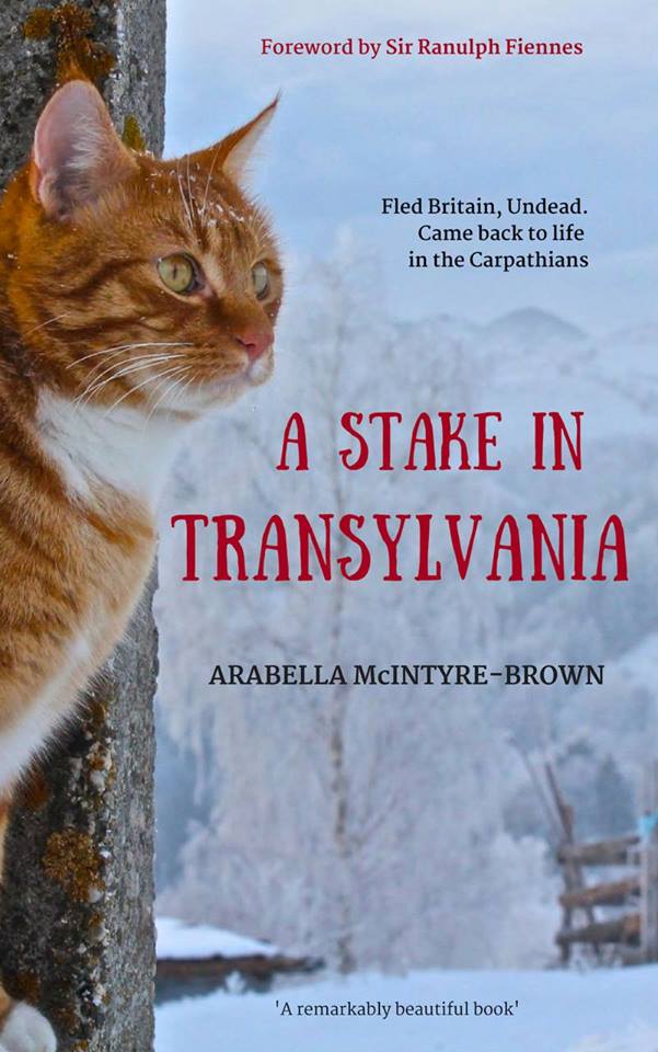 Scriitoarea britanică Arabella McIntyre-Brown trăiește și creează de 8 ani în munții României, după o viață întreagă petrecută în Anglia natală. "La români, cel mai mult îmi place ideea de vecin"