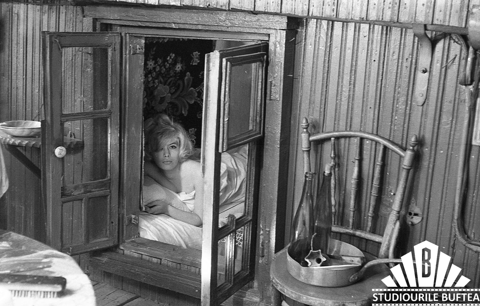 Filmele românești care au făcut istorie în cinematografe! Cozi imense, bilete pe sub mână la bișnițari, plus povești savuroase: „Erau cozi ca la balamuc”