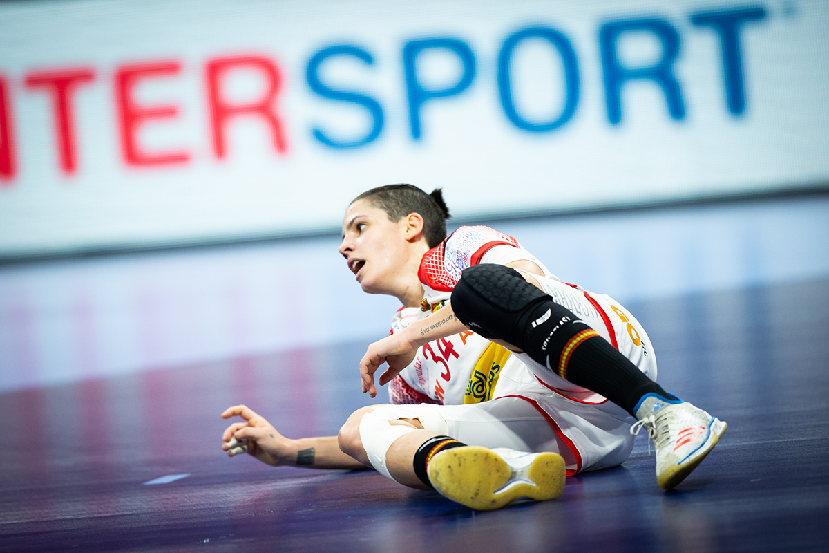 Succes, egal sau pierdem cu Ungaria la maximum două goluri = semifinale! Victorie: România - Spania, 27-25 la Euro 2018 de handbal feminin | GALERIE FOTO&VIDEO