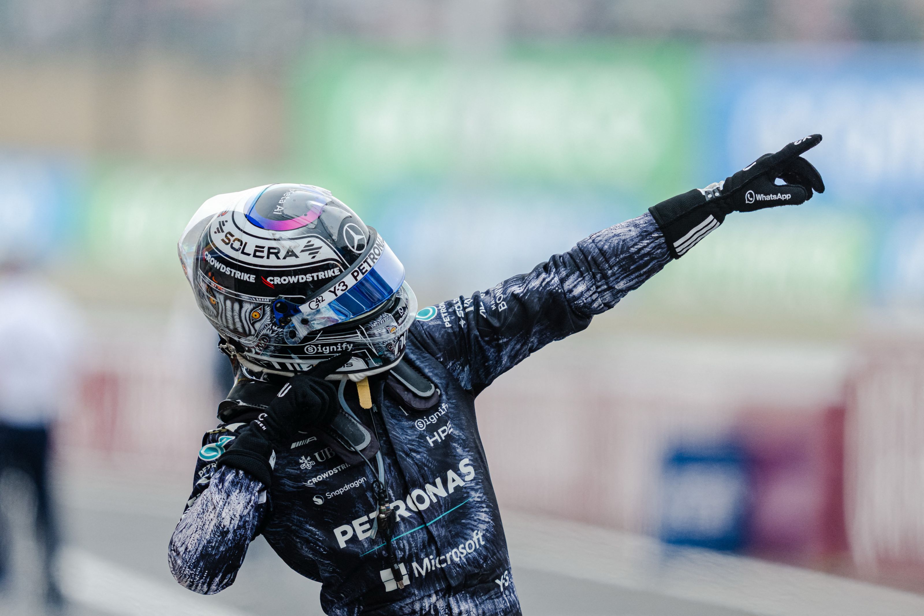 Ca pe vremea lui Michael Schumacher. Ce s-a auzit pe podiumul de Formula 1 după ultimele două curse câștigate de Kimi Antonelli