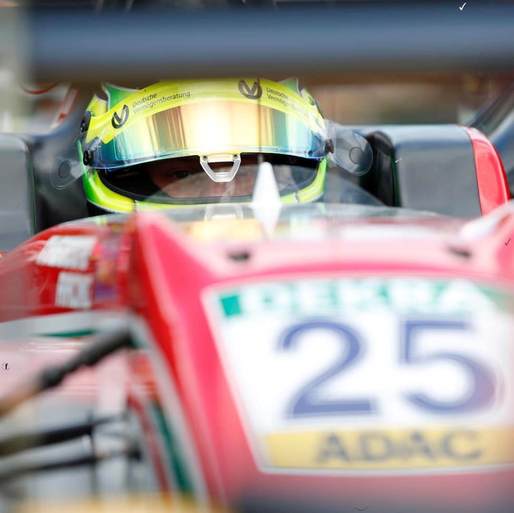 Fiul lui Michael Schumacher este leit tatăl său: Vreau să câştig titlul mondial în Formula 1 | FOTO
