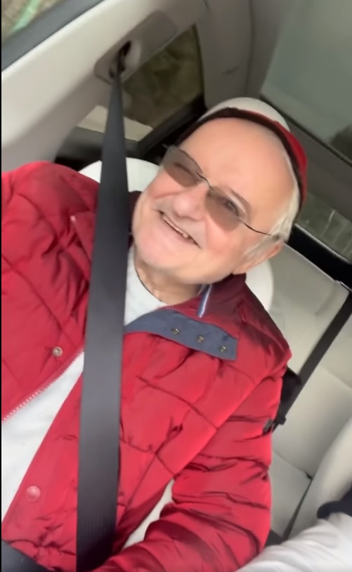Irinel Columbeanu a plecat de la azil și a mers la Poiana Brașov. Cu cine s-a distrat fostul milionar: „Acum e singur și nu mai are pe nimeni”