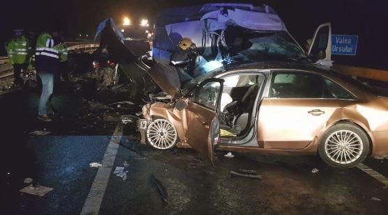 Accident grav pe şoseaua de centură a Iaşiului. Doi morți și un rănit, după o depășire