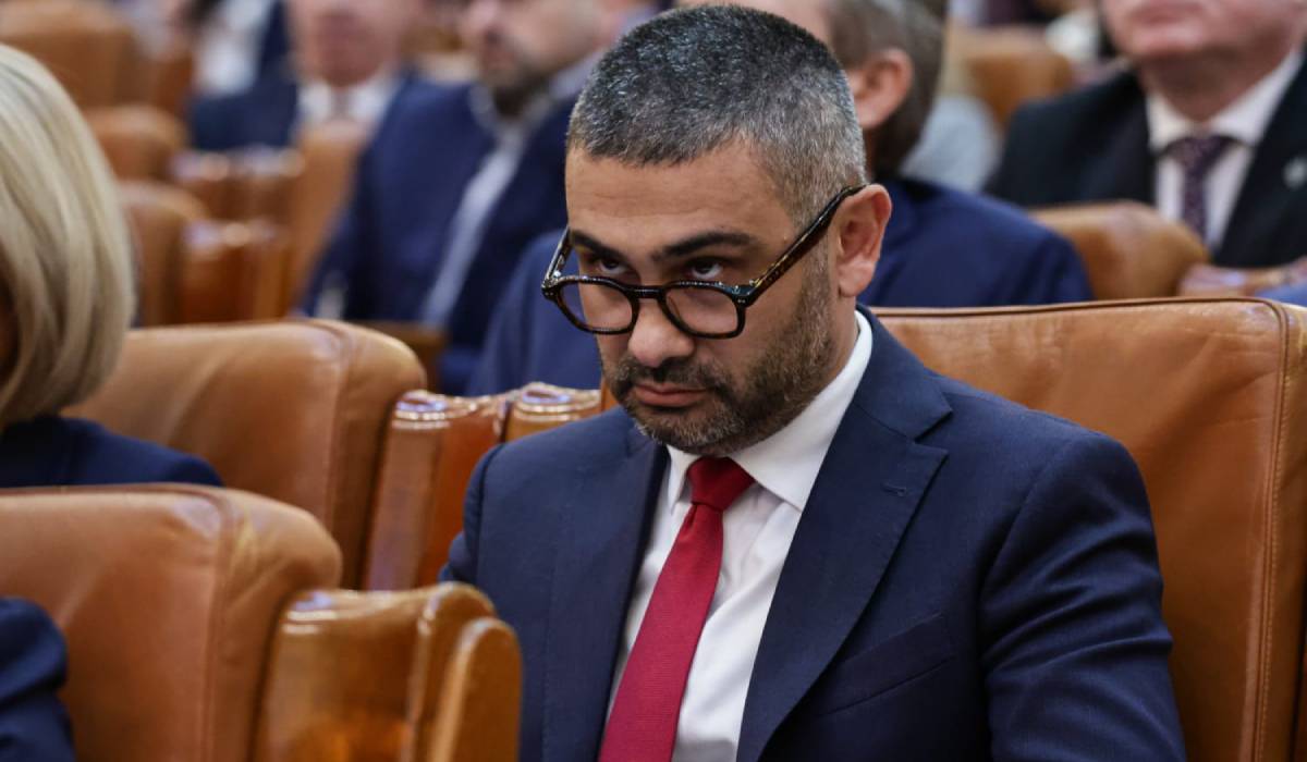 Live Text. Guvernul Bolojan a picat cu 281 de voturi. Prima reacție a președintelui. PNL trece în opoziție