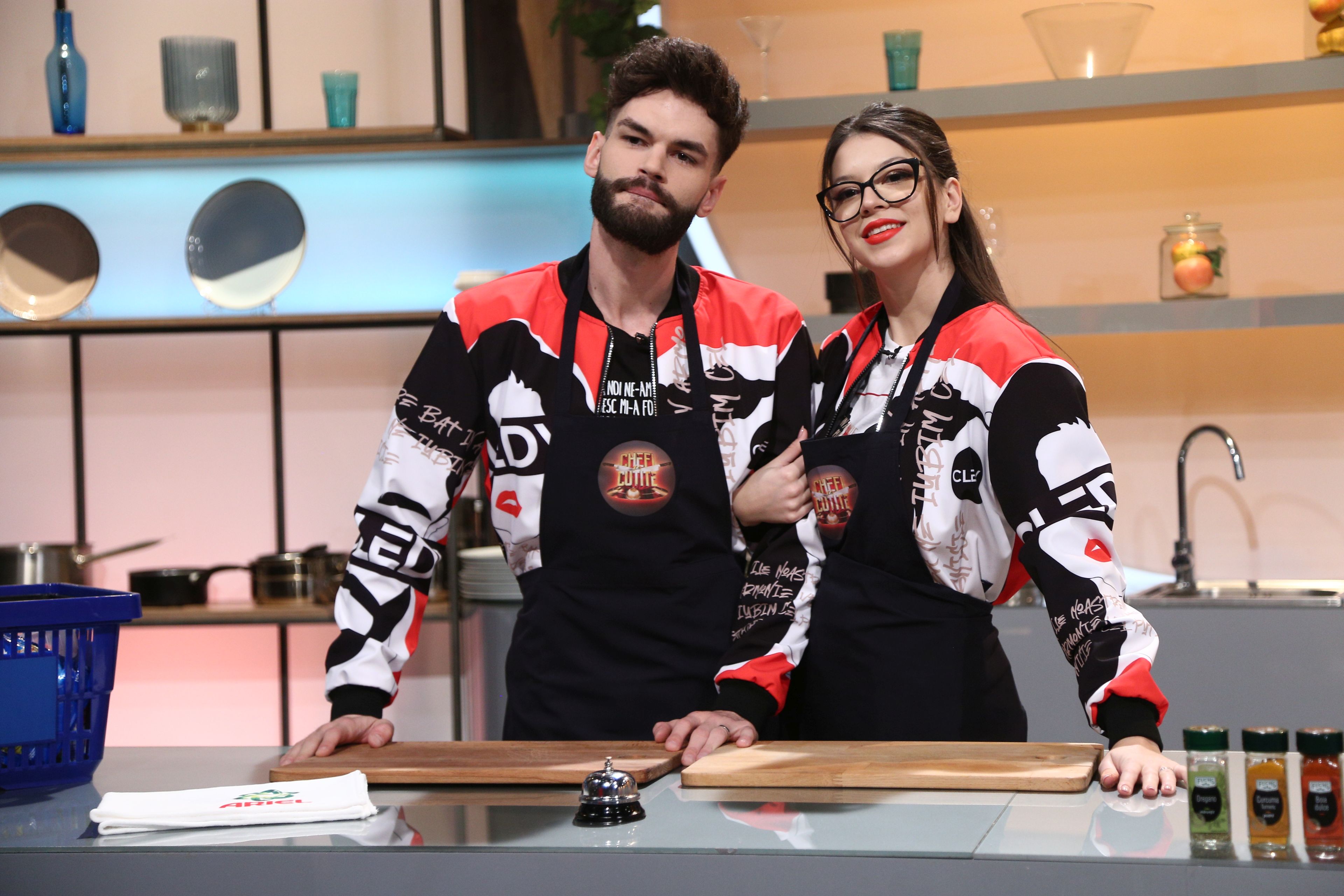 Începe bootcamp-ul la „Chefi la cuțite” sezonul 10. Prima probă va elimina peste jumătate dintre concurenți