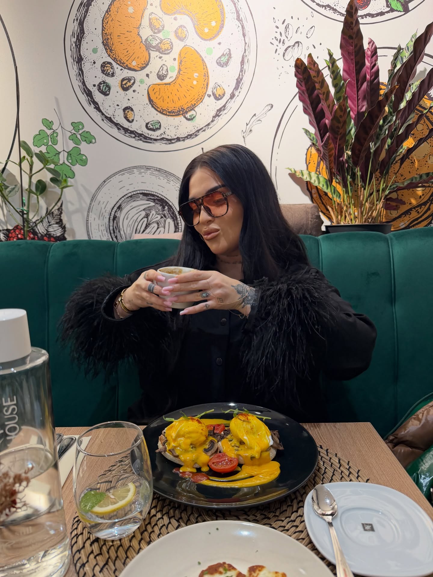 Ce au pățit șoferii care au intrat seara de pe A2 pe A0: „Nu pot să cred. Pentru ce plătim taxe?”. Oana Radu a povestit totul pe Instagram