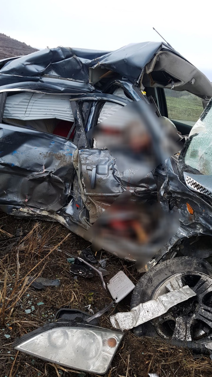 Accident înfiorător în Constanța, în Ajunul Crăciunului. Trei oameni au murit pe loc / FOTO&VIDEO