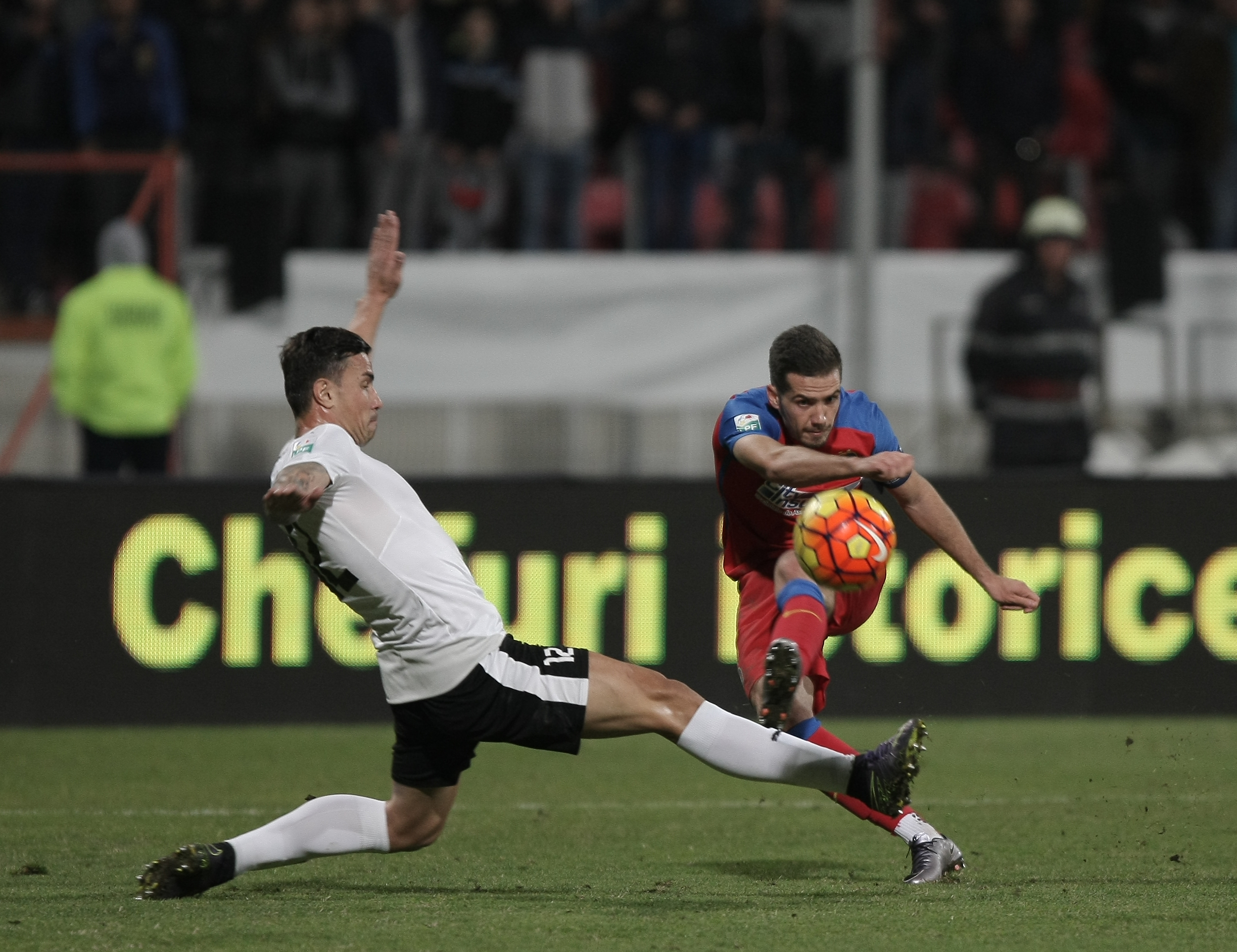 Liga 1: FC Voluntari - Steaua 3-1. Lovitură de teatru în ”Groapă”! Campioana a jucat lamentabil. Eroul a fost Kone, dublă de senzație. Toate reacțiile / LIVE BLOG & VIDEO